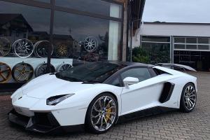 Lamborghini Aventador LP700-4 Roadster on Forgiato Wheels (Navaja-ECX) 2019 года